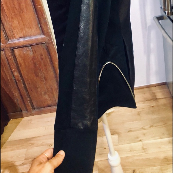 DEMOO PARKCHOONMOO Original Runway Sample Coat - Picture 4 of 8